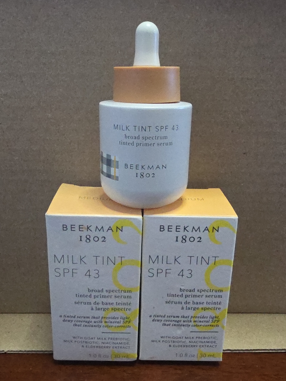 Beekman 1802 Milk Tint SPF 43 Tinted Primer Serum - Medium